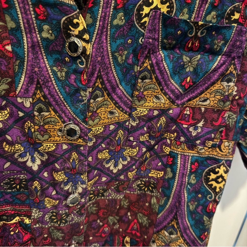 Vintage Norton McNaughton Purple and Red Paisley Button Down Shirt - Picture 2 of 5